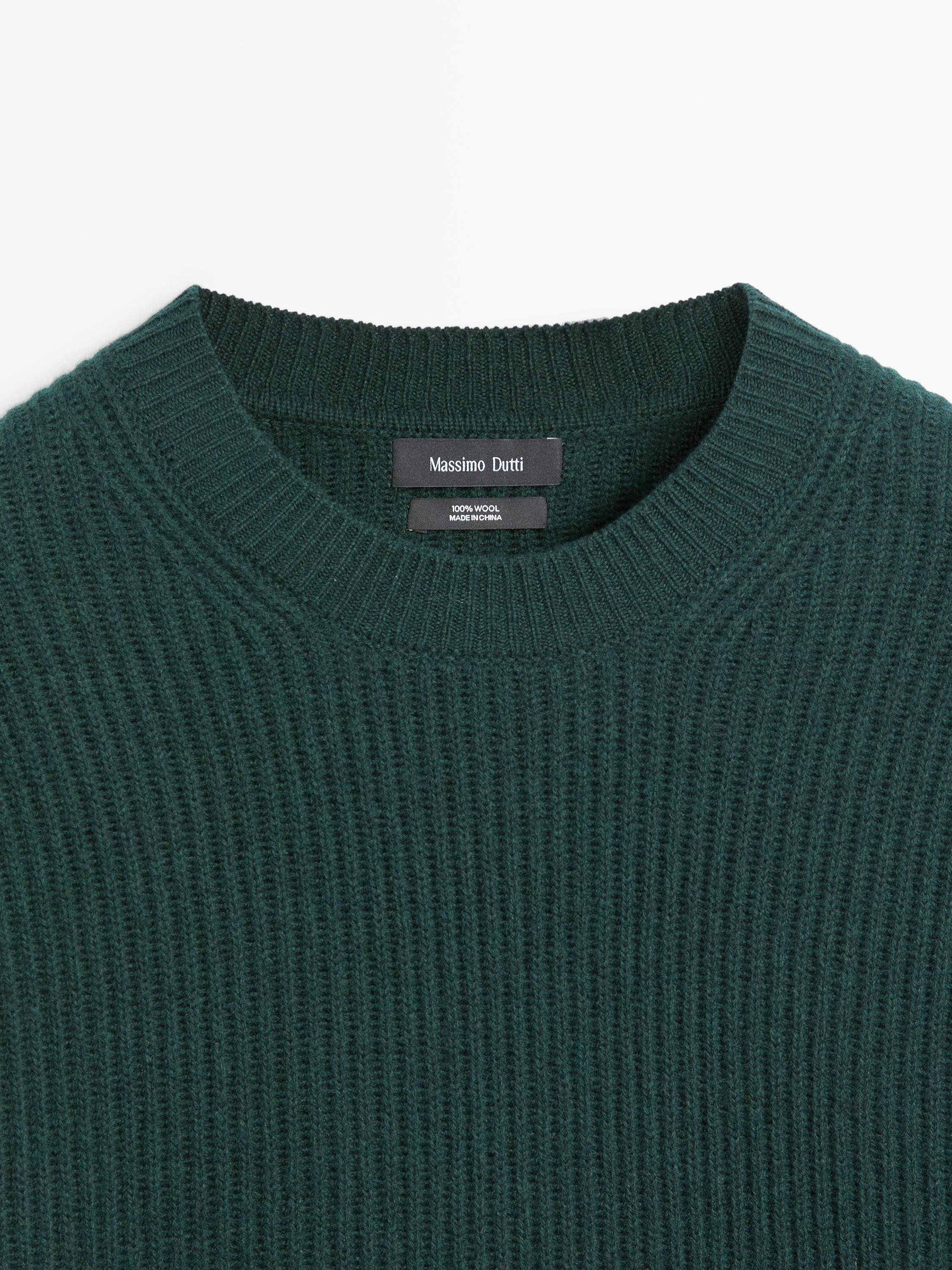 Knit 100% wool ribbed sweater